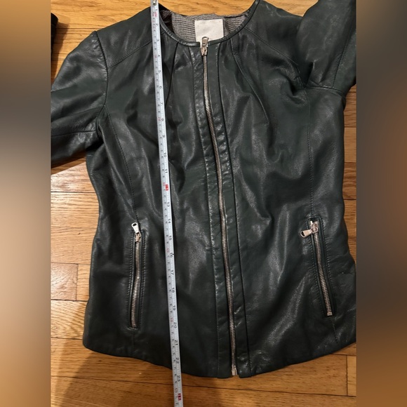 Brogden Women Green Leather Jacket - Picture 10 of 15